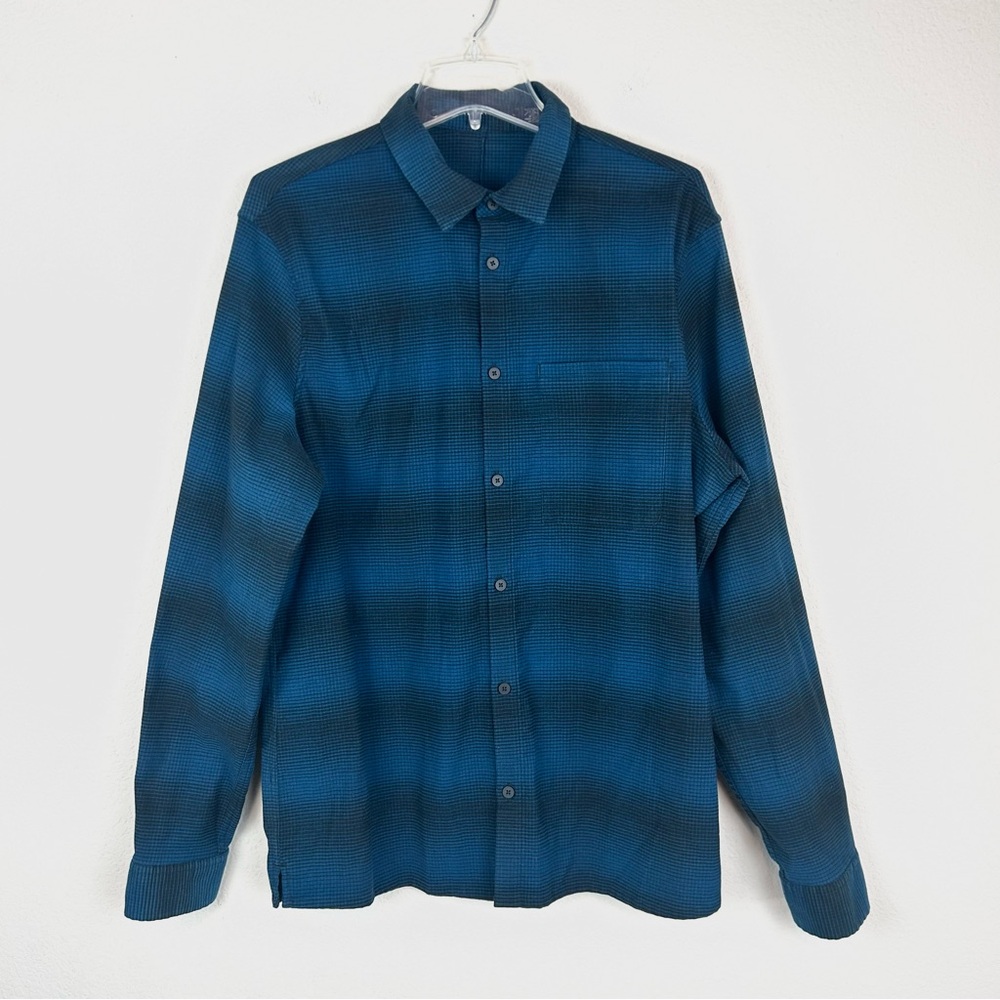 Lululemon Mens Striped Blue & Black Button Down Long Sleeve Shirt